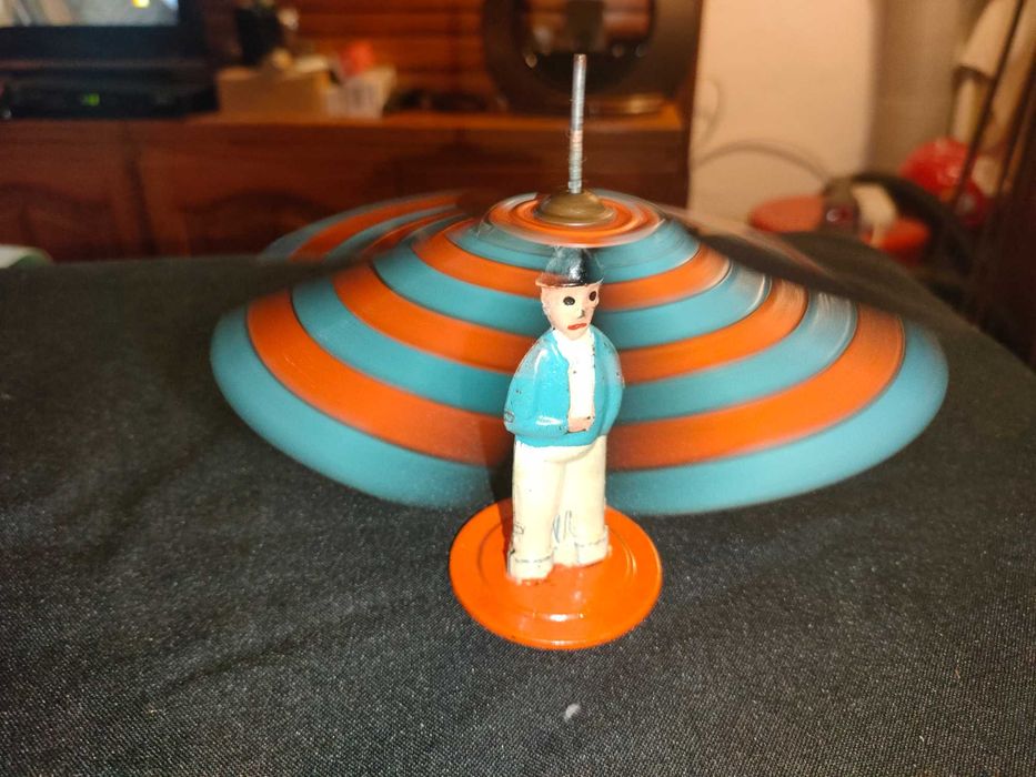 Brinquedo antigo Português