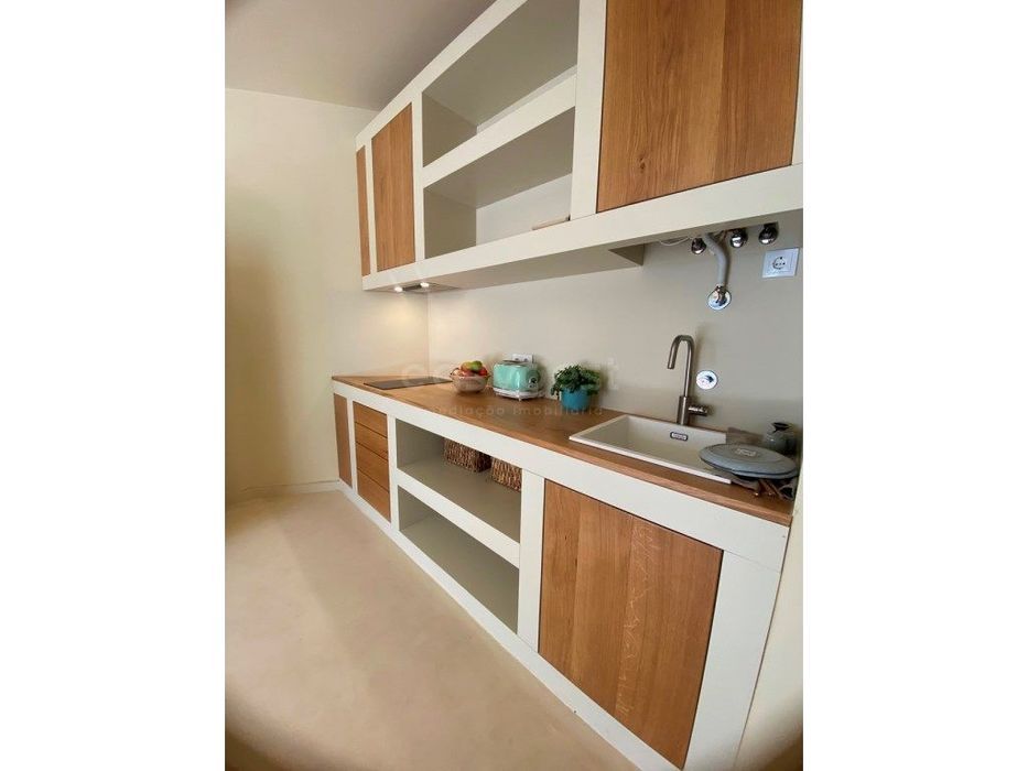 Prédio com 3 apartamentos totalmente renovado no centro de Águeda