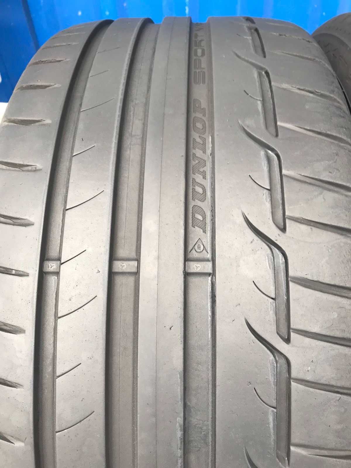 Шини Dunlop 225/35r19 Пара літо б/у склад Оригінал