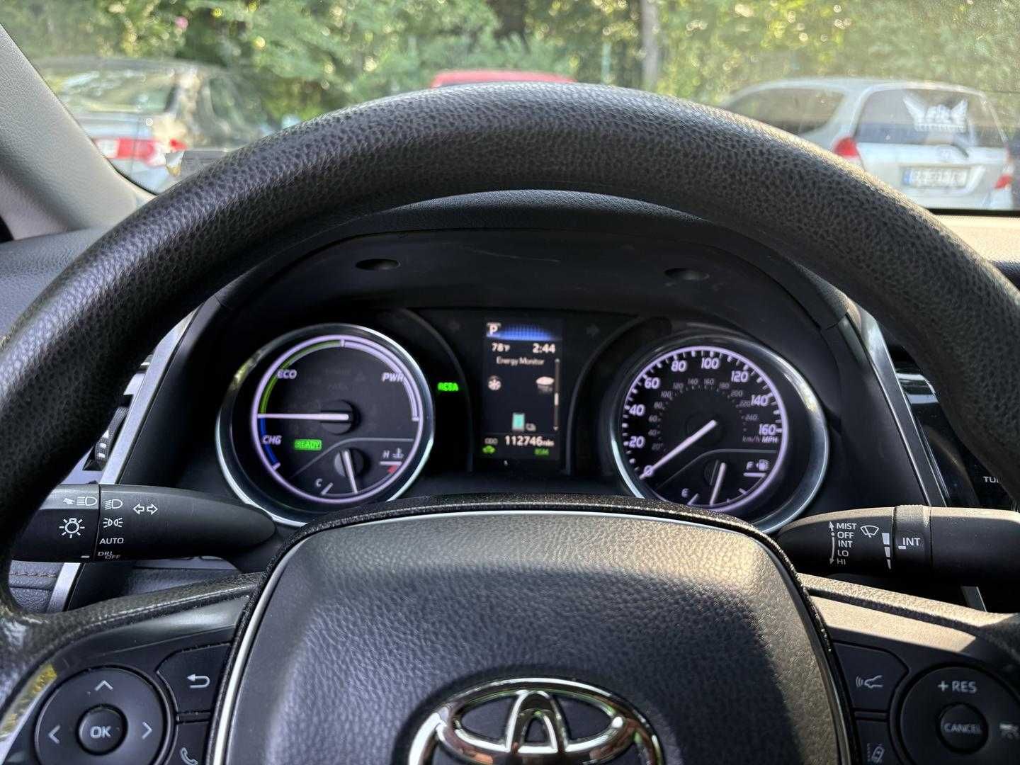 Toyota Camry 2019 2.5 гібрид