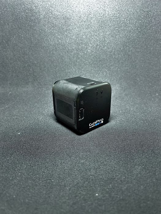 Продам камеру «GoPro hero 5 session+шлем на голову+водонепроницаемый ч