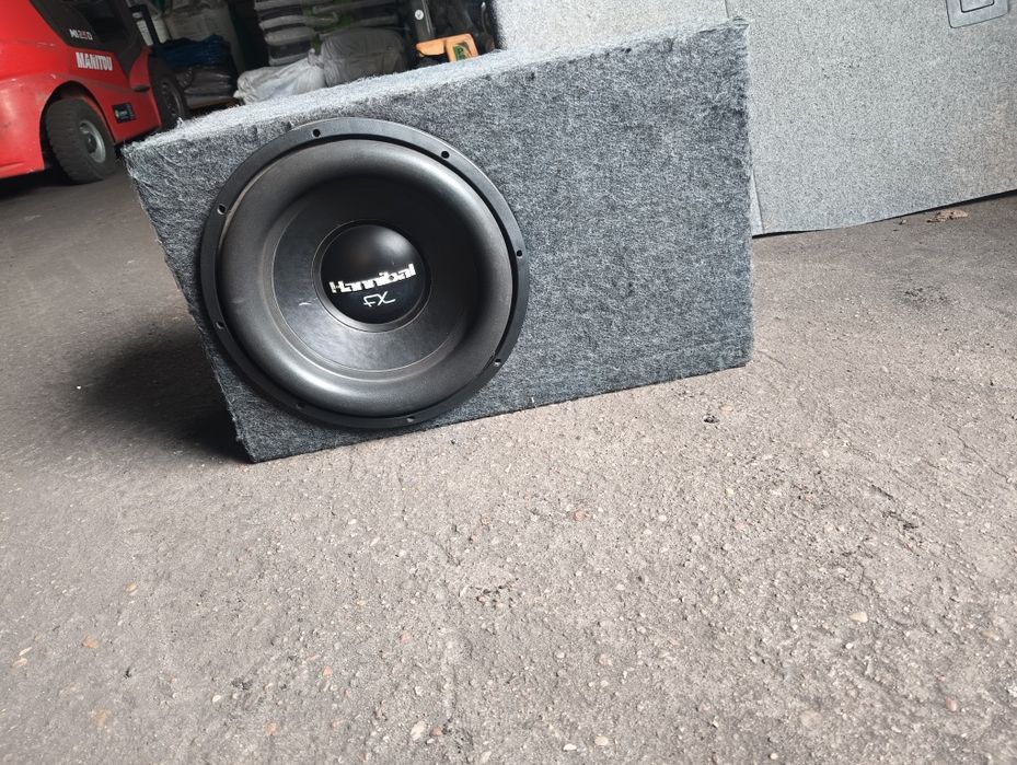 Car audio Hannibal