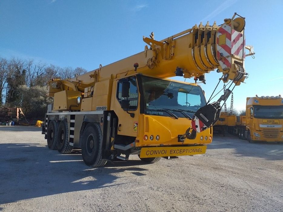 Żuraw mobilny samojezdny dźwig budowlany LIEBHERR LTM 1055 3.1 2007