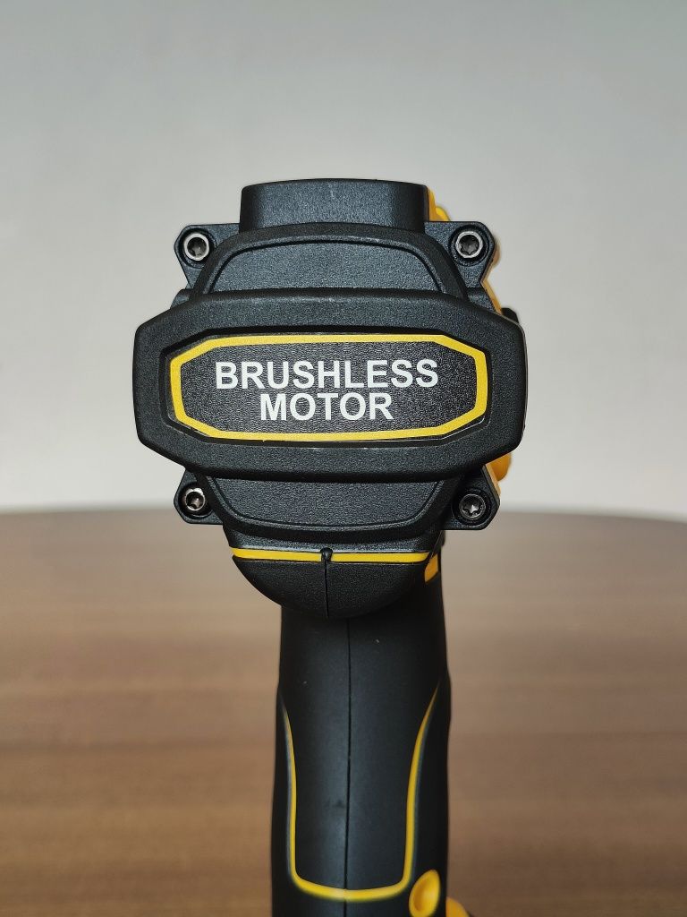 Шуруповерт DeWALT DCF850 18V (20V Max) імпакт