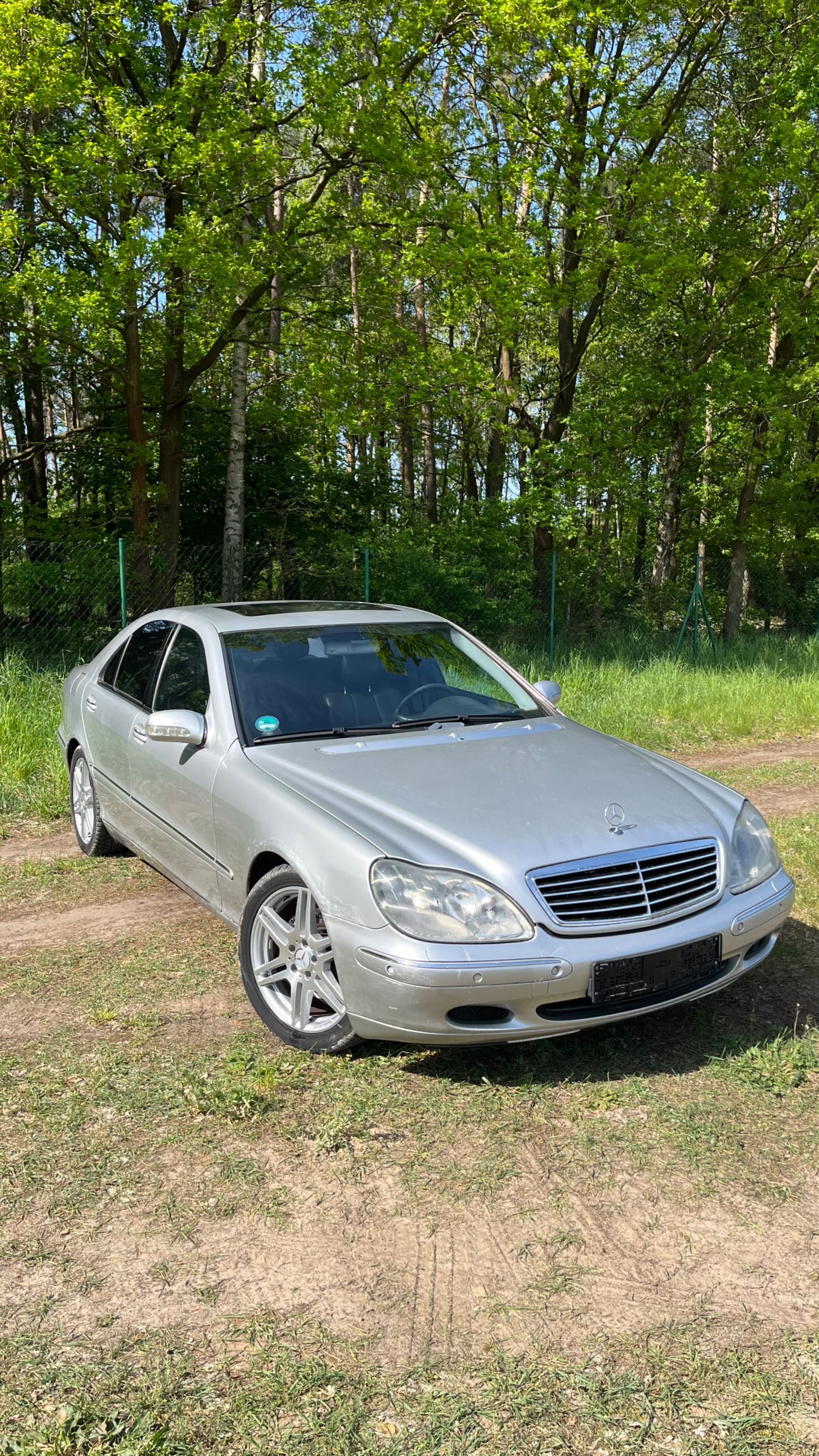 Mercedes s220. 3,2 benzyna