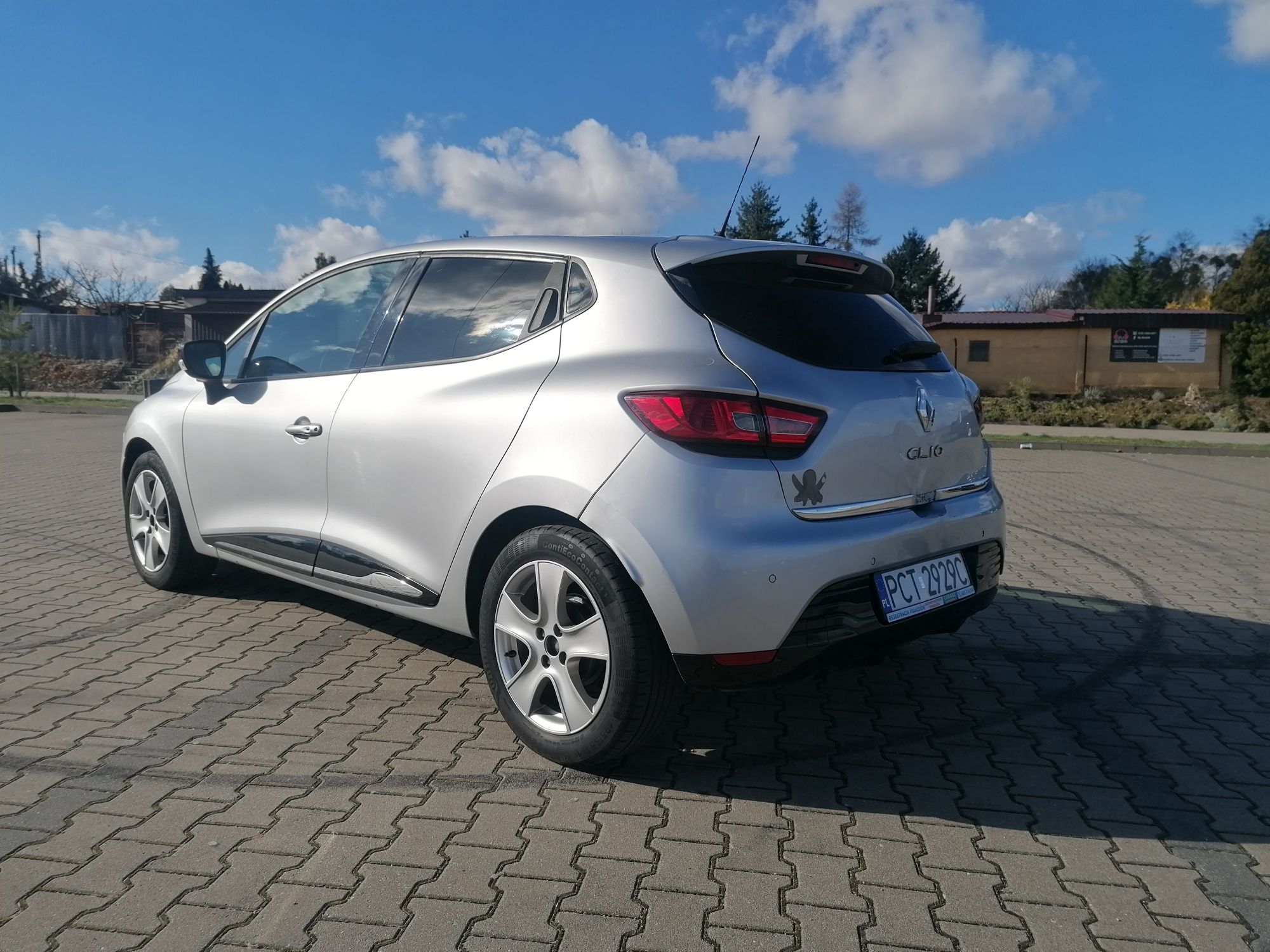 Renault Clio 1.2 16 V mały przebieg