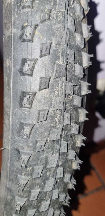3 Vittoria Barzo/Mezcal 29 2.25 UCI WC