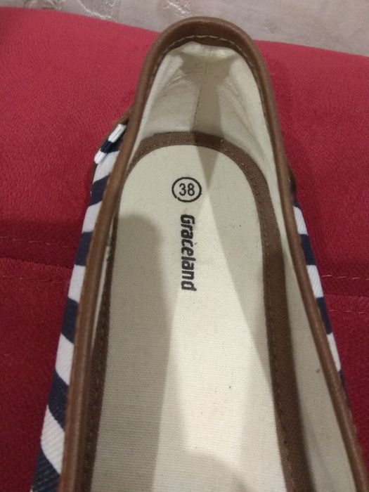 Нові мокасини, кеди, кросівки Graceland