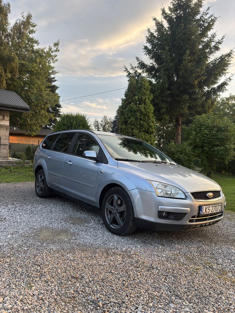 Ford Focus MK2 GHIA Kombi 1.8TDCI