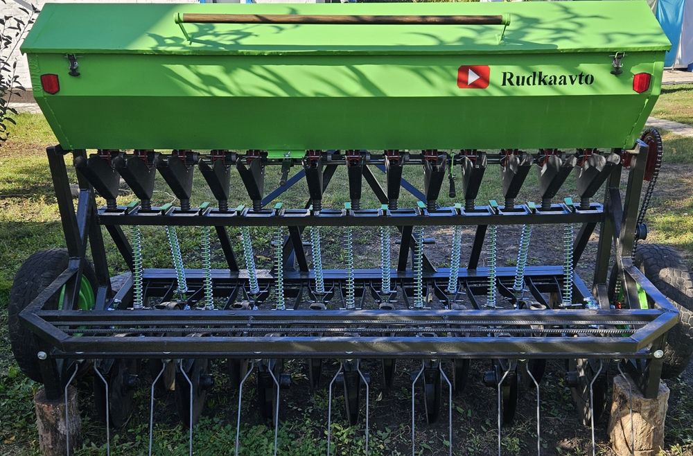 Сівалка на 13 сошників