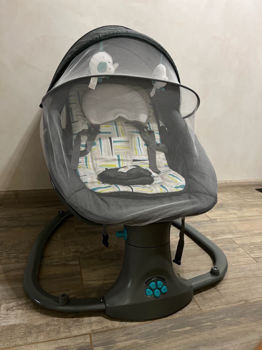 Заколисуючий центр-шезлонг mustela 8105 3в1