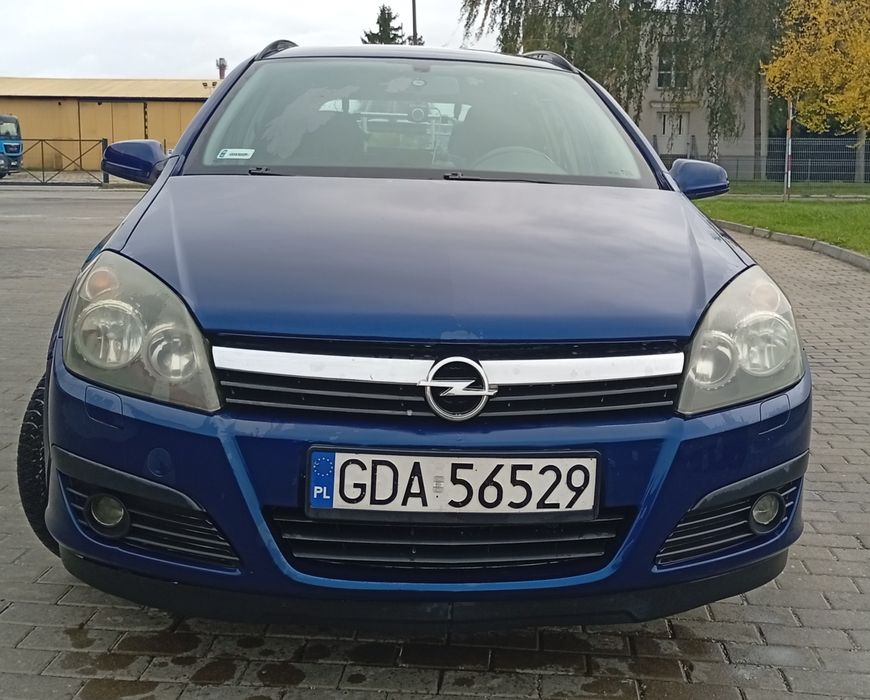 Opel Astra H kombi 1.9 CDTI rok 2006
