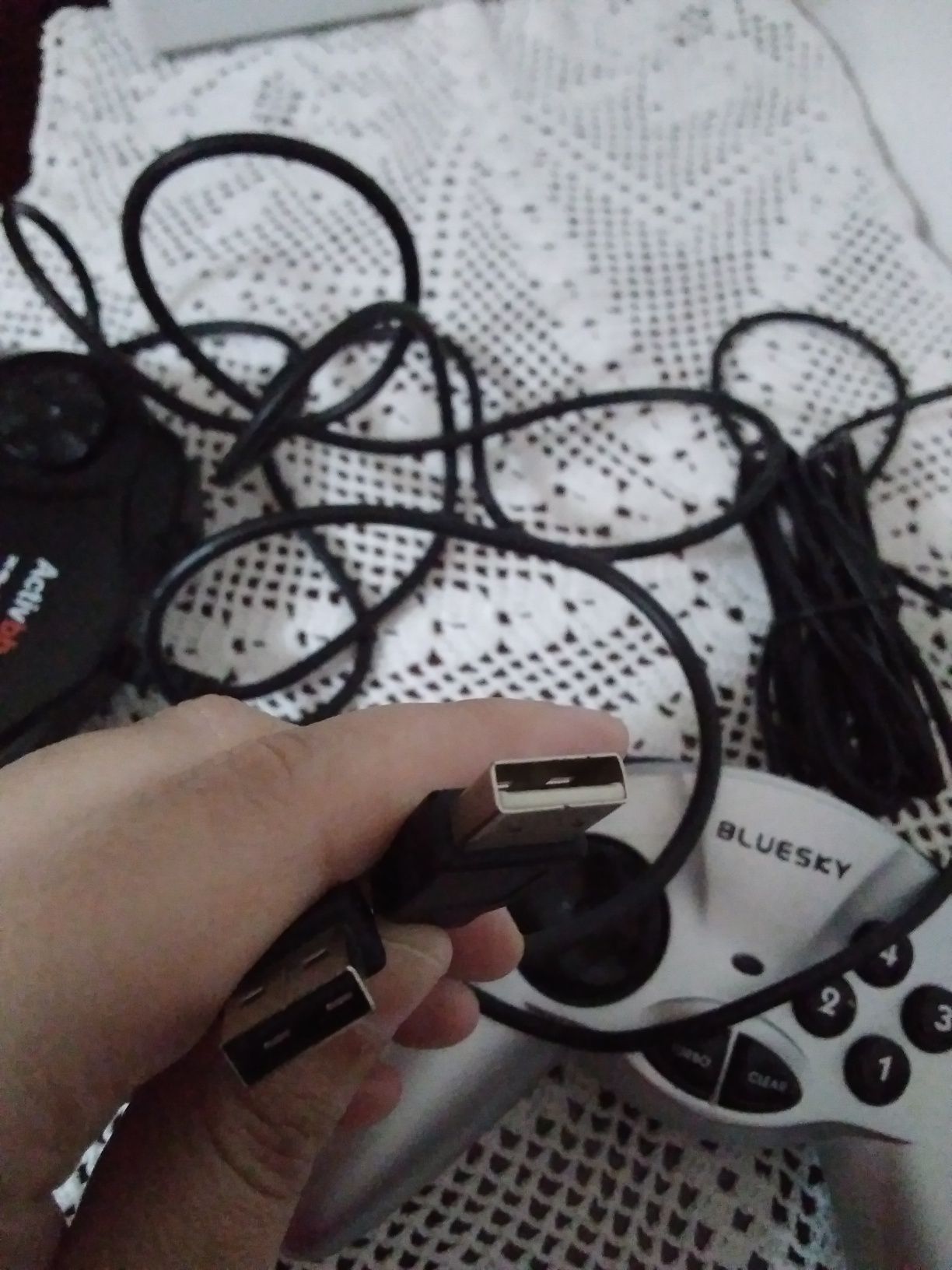 Jogos: Comando USB