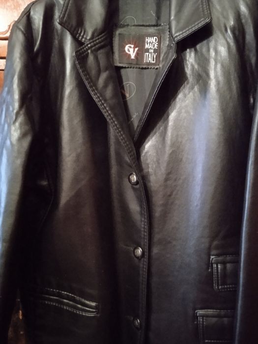 Продам женское пальто