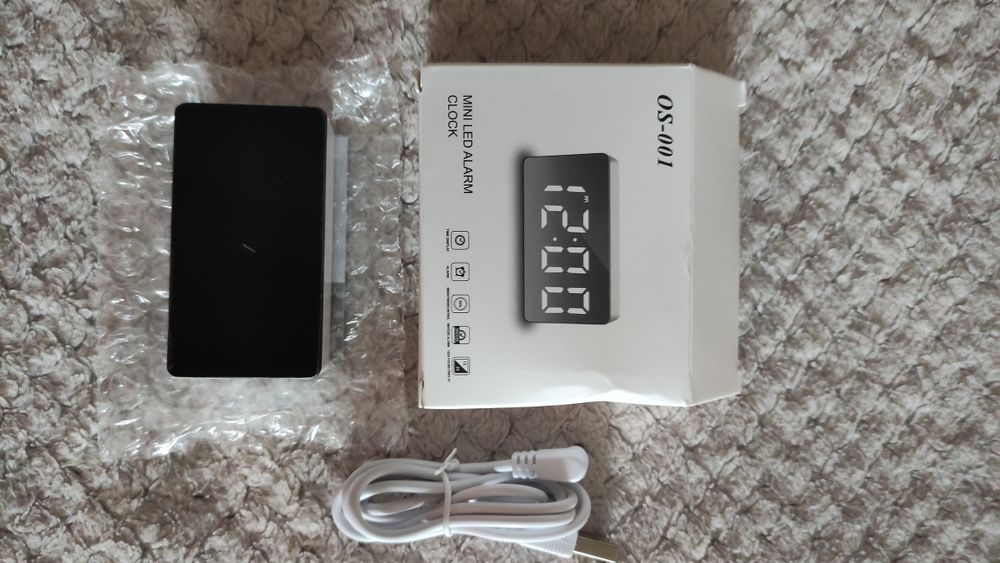 Настільний годинник будильник OS-001