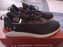 Ténis Under Armour Hovr N°47 (novos)