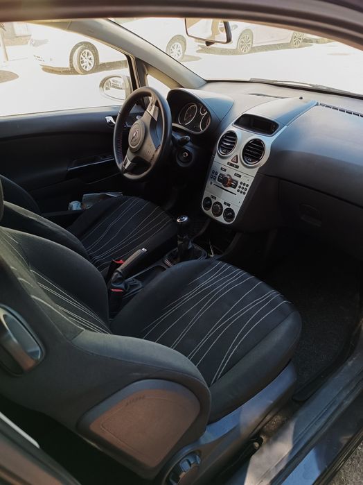 Opel corsa D 1.3 CDTI