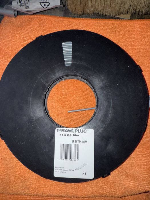 Taśma montażowa perforowana powlekana rawlplug r-mtp-10m