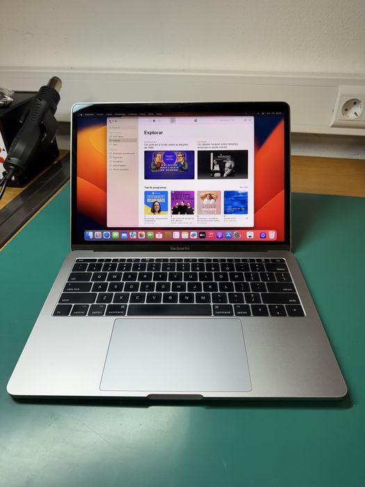 Macbook Pro 2017 | 13 | 8GB RAM | 128GB SSD