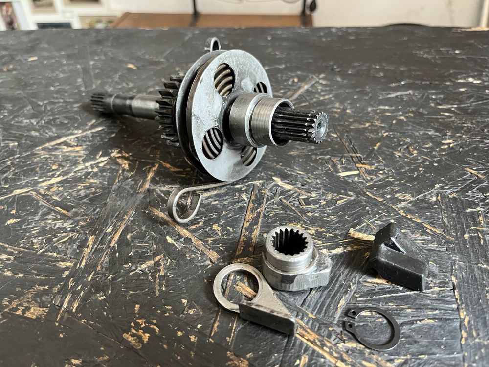 Romet Komar Motorynka Pegaz Polo walek startera stary typ S38 (017,022