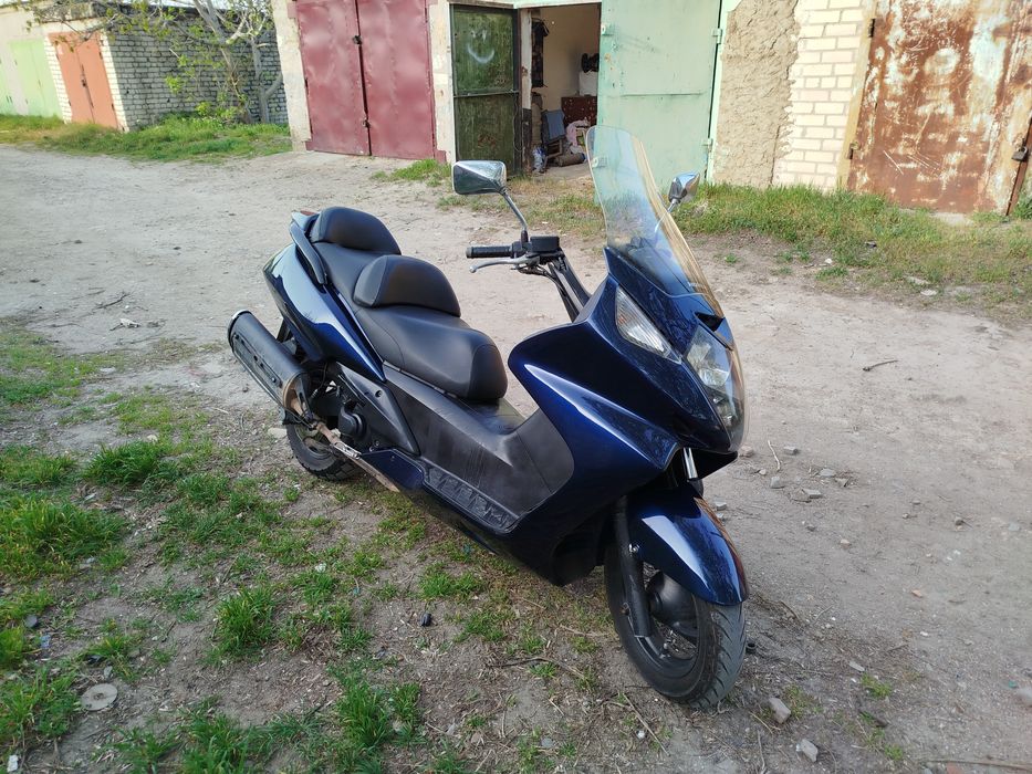 Макси скутер Honda silver wing 400 fjs400