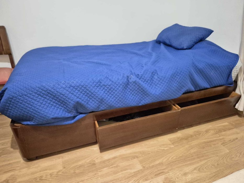 Cama de solteiro