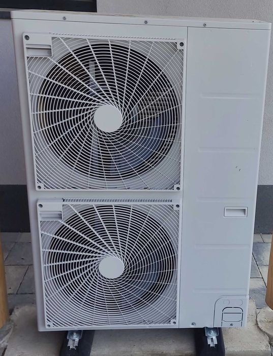 Pompa ciepła BOSCH Compress 3000 AWS13E 14,2kW + Zasobnik 120L