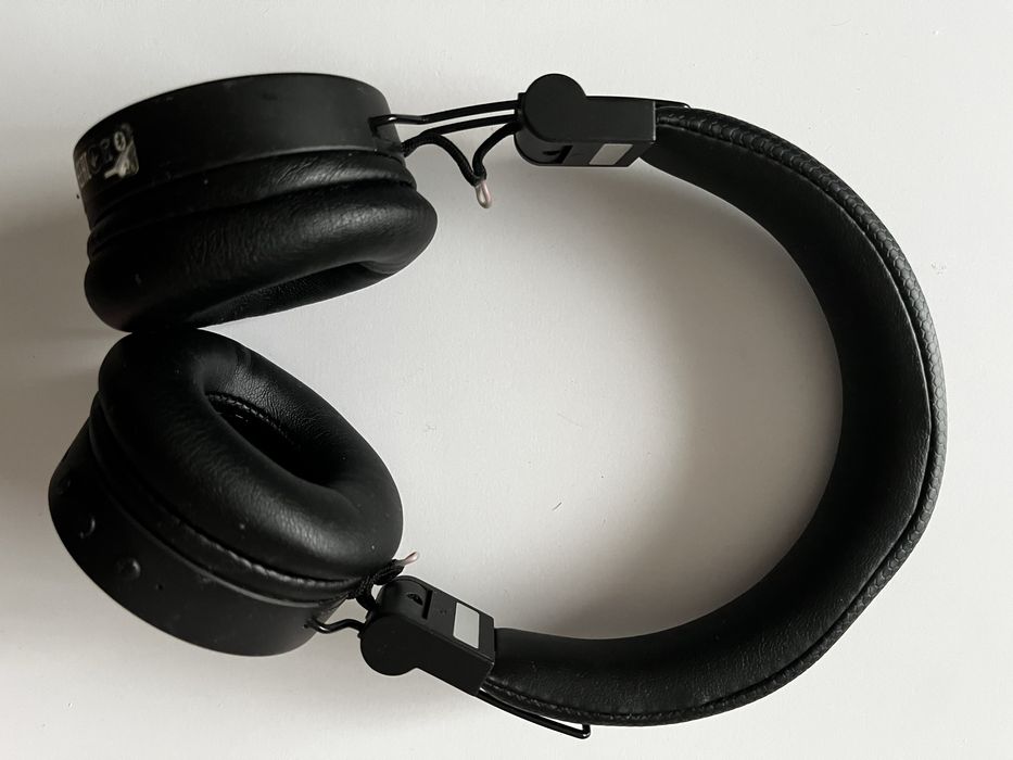New trust fyber wireless bluetooth rechargeable headphones