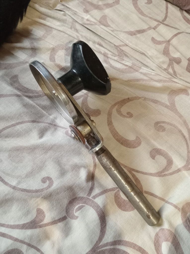 Закаточный ключ ,машинка ссср