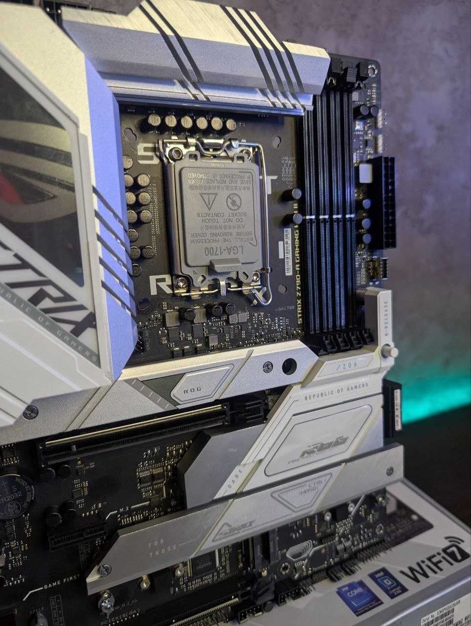 Материнська плата Rog Strix Z790-A Gaming Wifi II (LGA1700)
