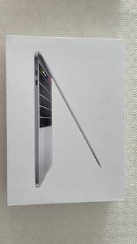 Caixa MacBook Pro 13” A1989