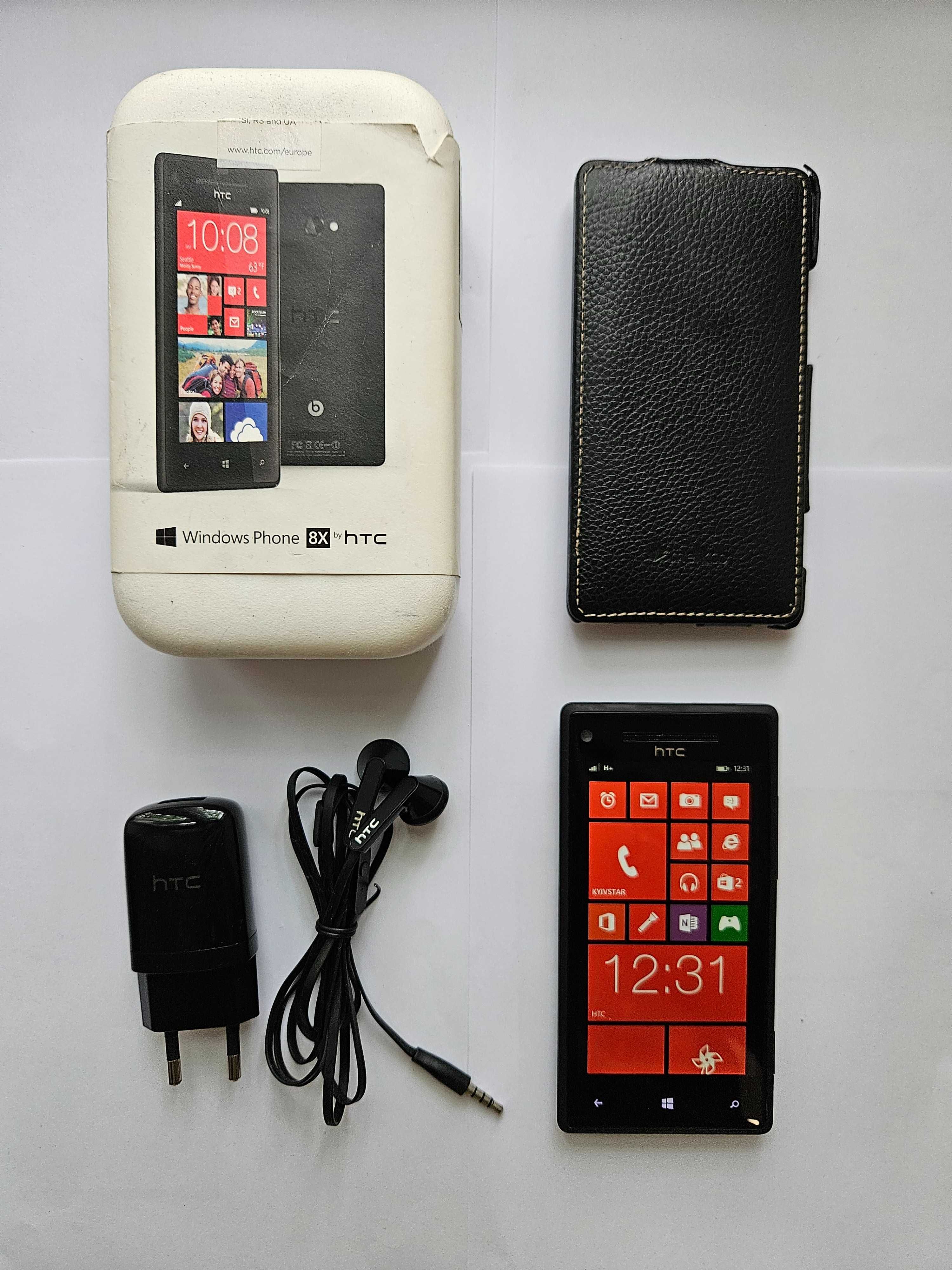 Мобільний телефон HTC Windows Phone 8X