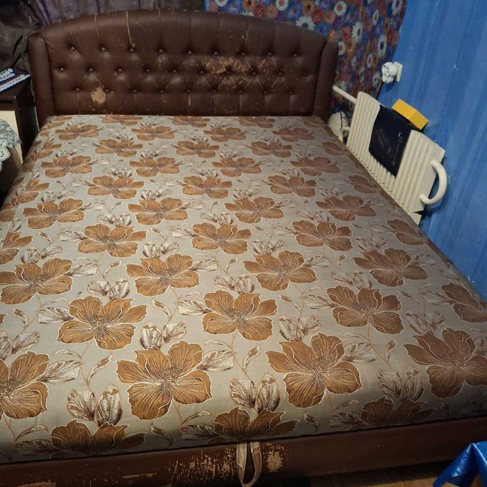 Продам огромный диван