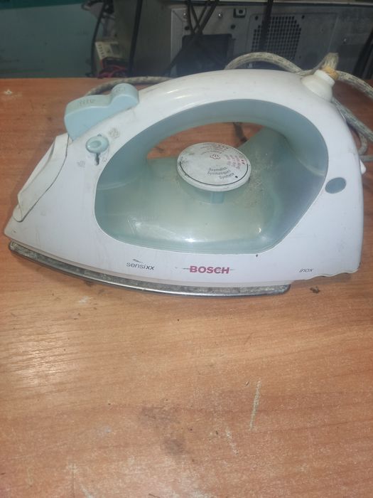 Утюг электрический