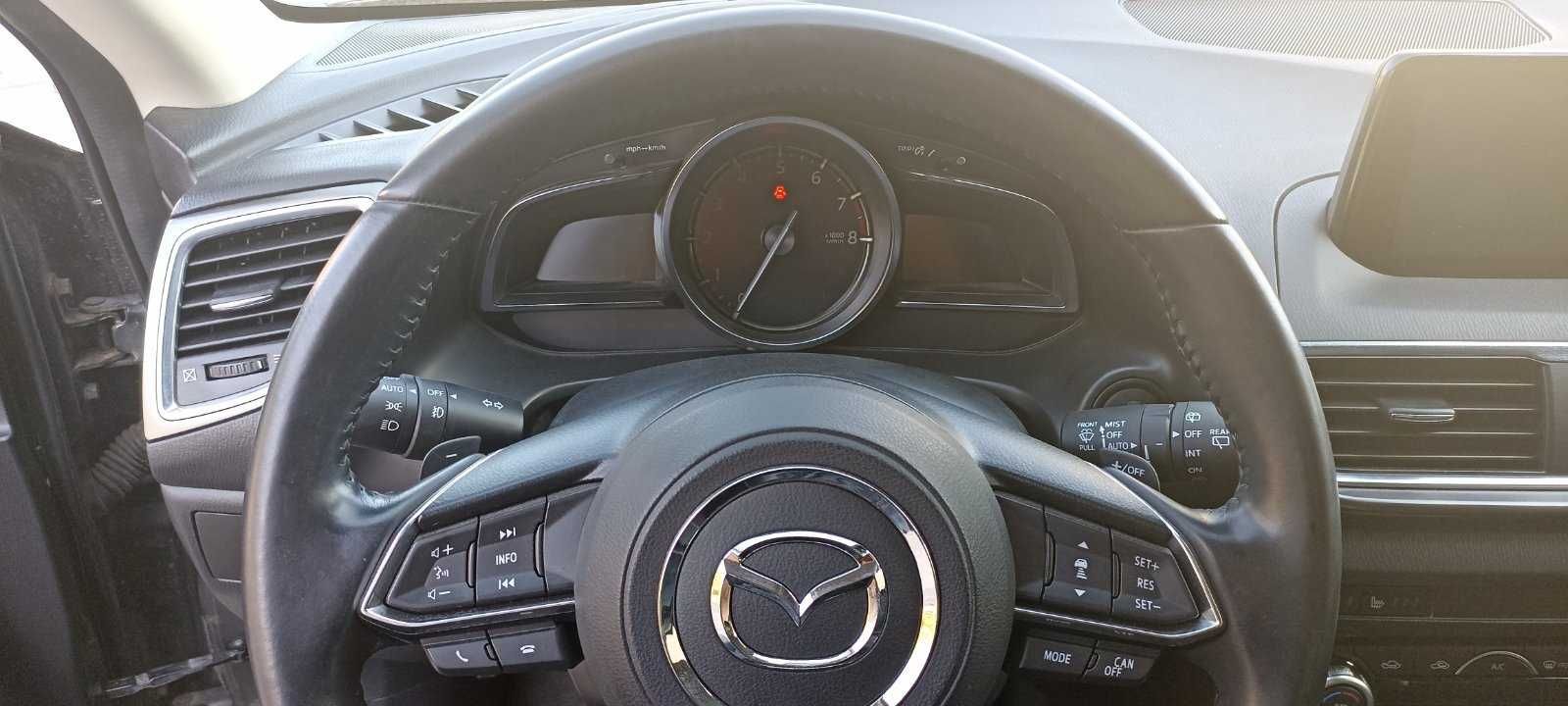 Mazda 3 2017 року 2,5 л. бензин.  Рідний пробіг 43 тис. км!