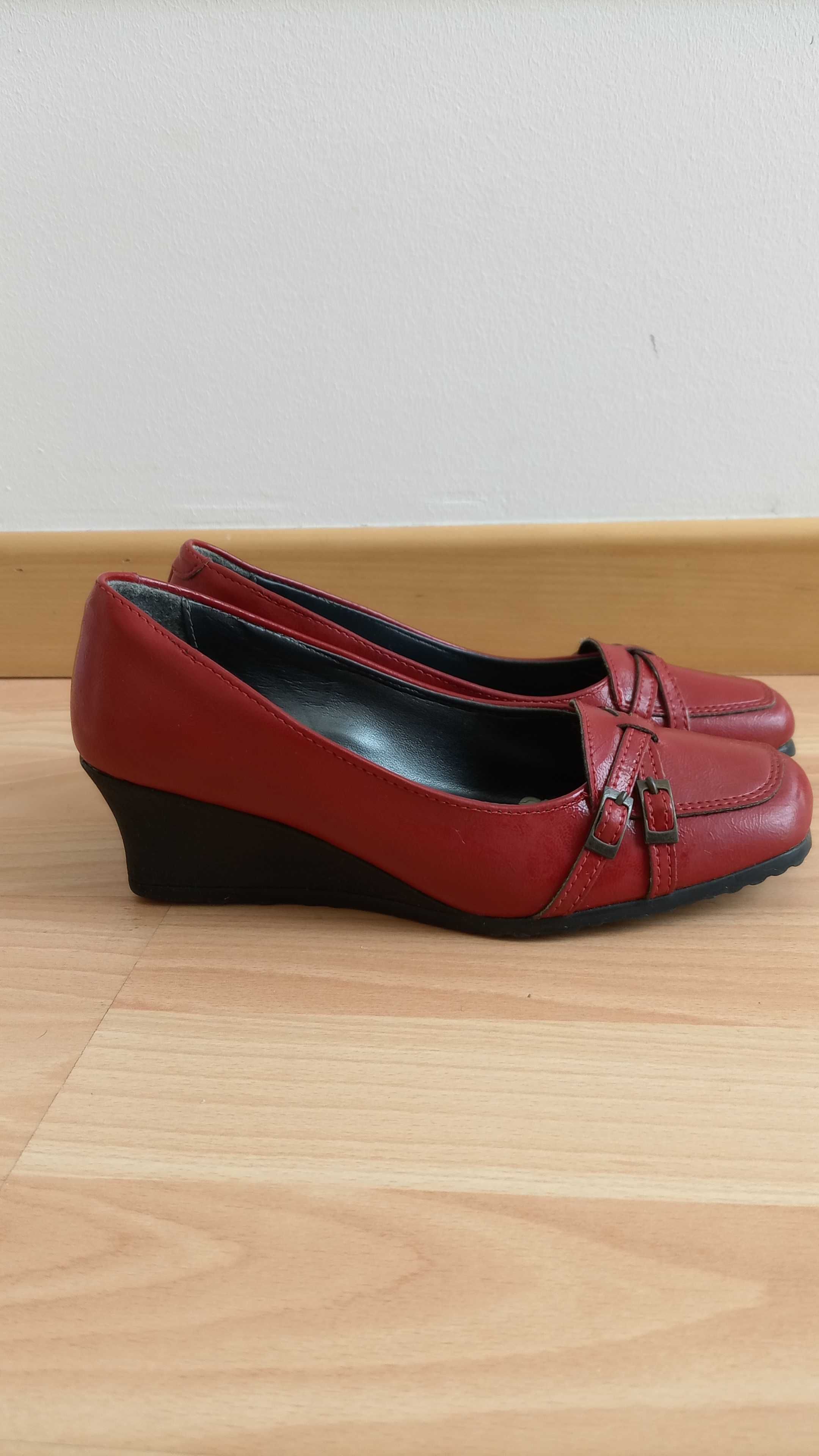Sapatos Vermelhos salto cunha 4,5 cm - Tamanho 37