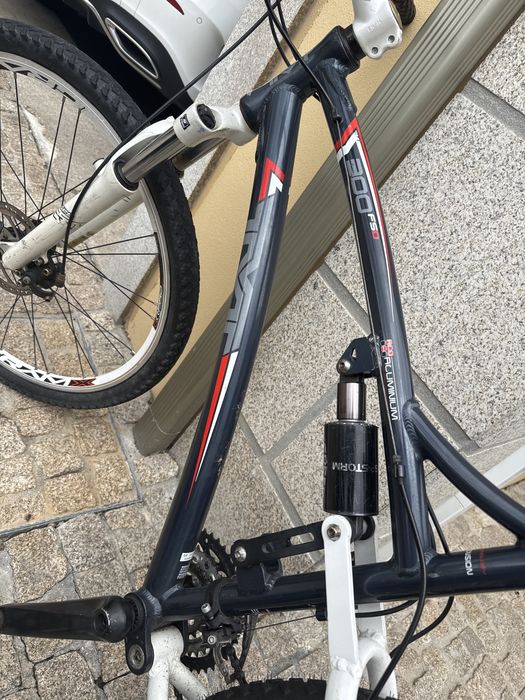 Bicicleta dowhnill,enduro NEGOCIAVEL!!