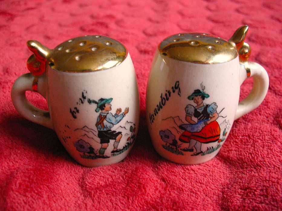 Sól i pieprz - Porcelana - stare kufle Bawaria - 6 x 6,5 x 5 cm okaz