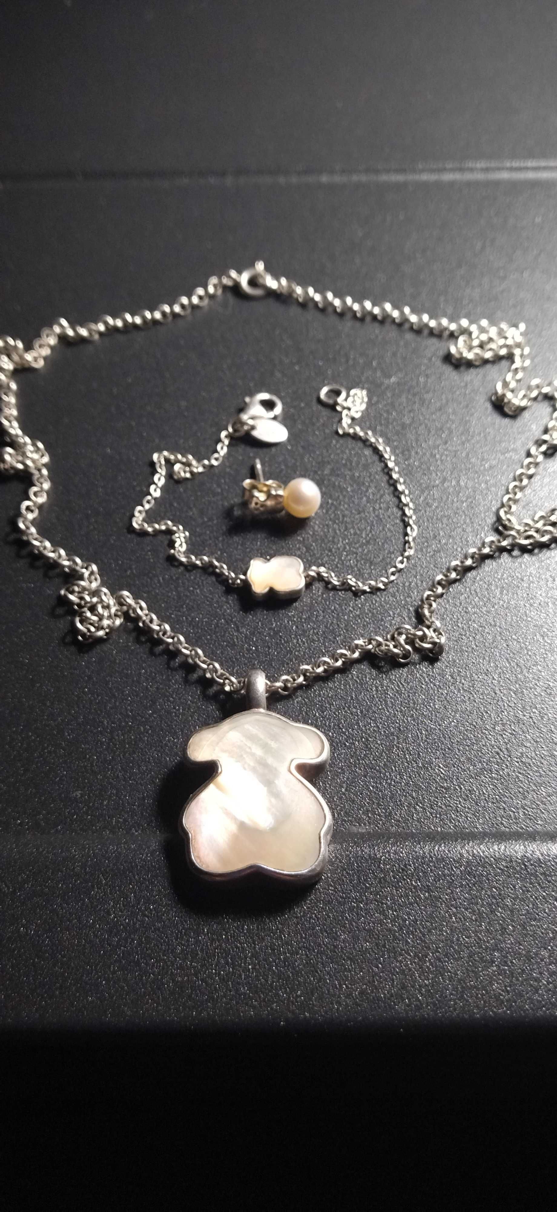 Pulseiras e anéis da TOUS