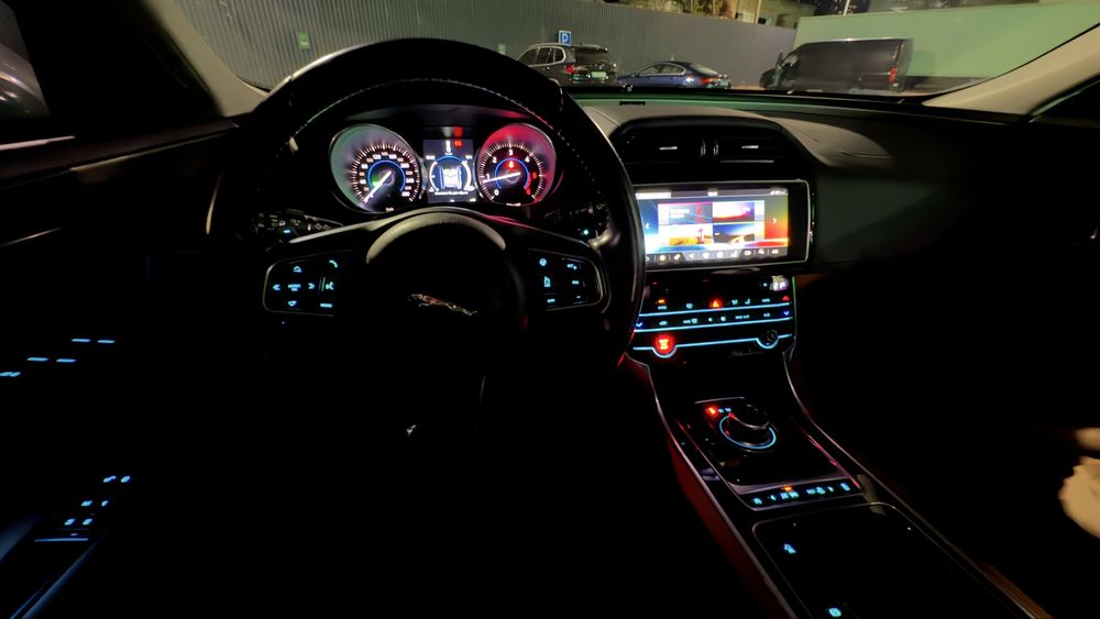 Jaguar XE 2.0D AWD 2016