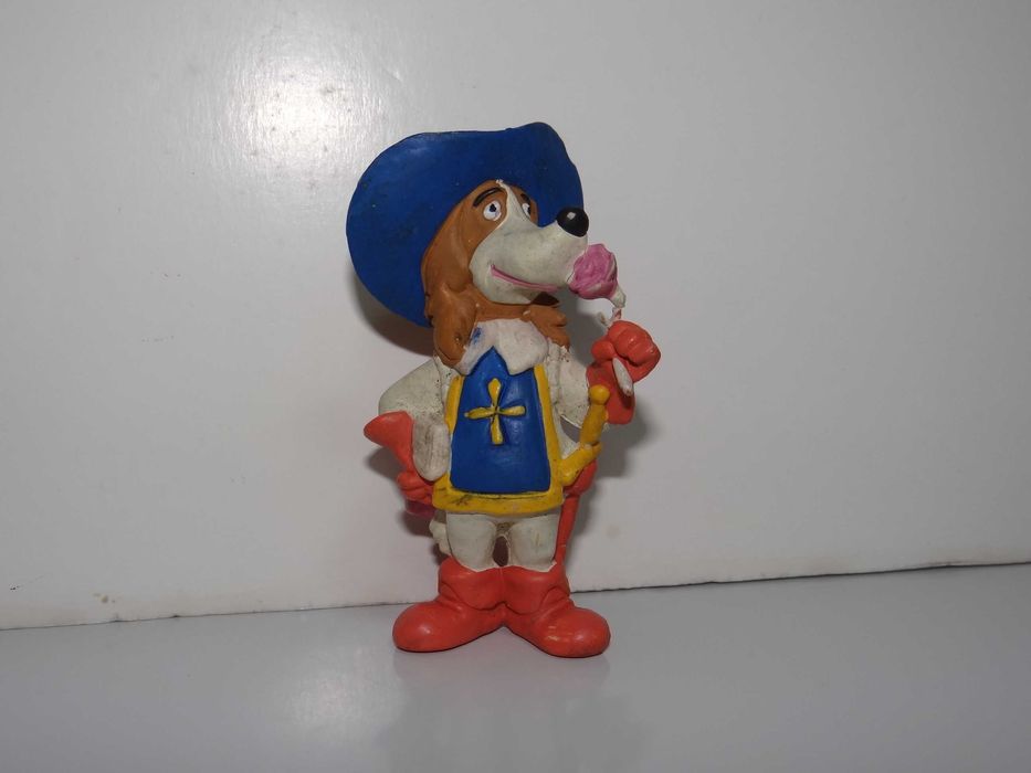 Raros bonecos figuras pvc dartacão Startoys anos 80