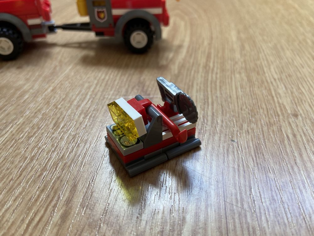 Lego pick up dos bombeiros