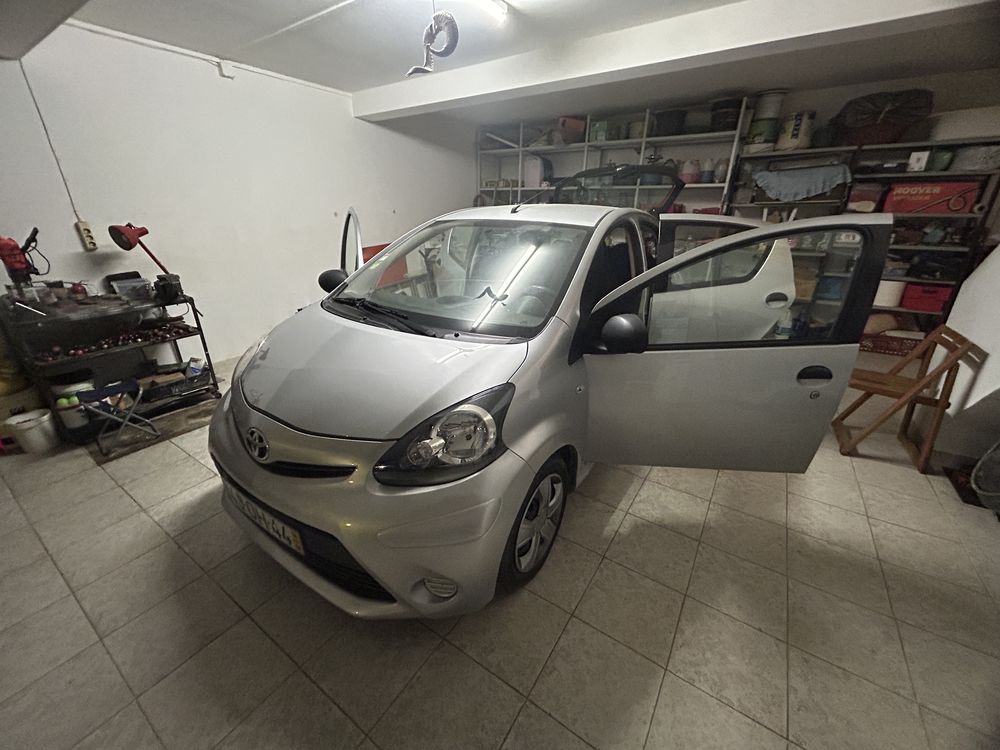 Toyota Aygo 1.0 com Power pack+AC