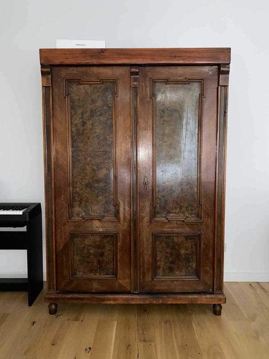 SZAFA antyczna z litego drewna