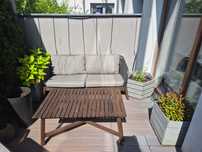 Sofa i stolik ogrodowy