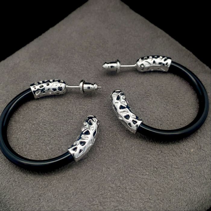 Nowe kolczyki z onyksem i rubinami, srebro 925, rodowane, paladowane