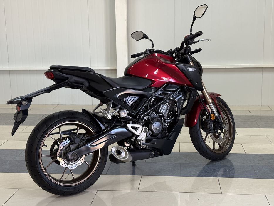 Honda Cb125r Cb #Piękna #Mały przebieg