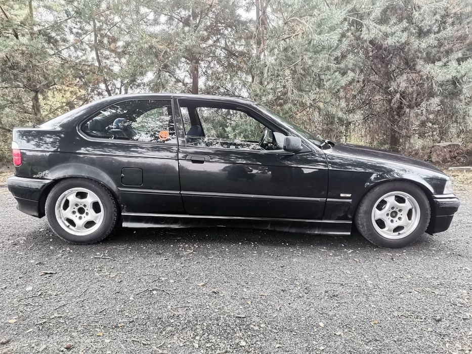 BMW E36 316 COMPACT  Bogate wyposażenie, DE