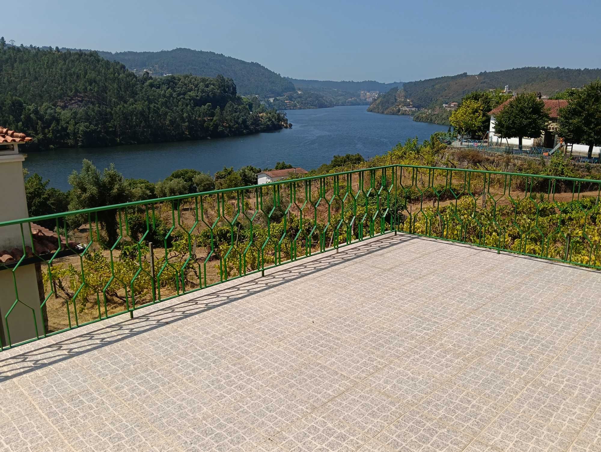 Moradia T2 vistas Rio Douro