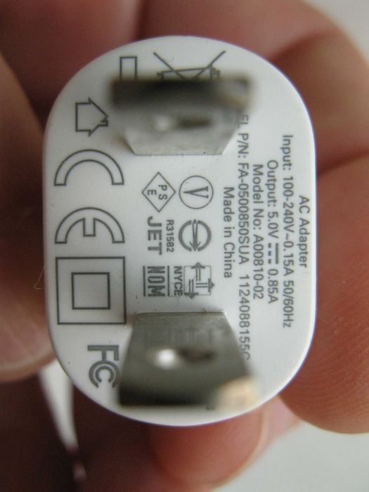 Зарядка Amazon A00810-02  Output 5.0 V 0.85 A